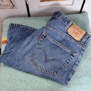 Mens Levis 550 shorts